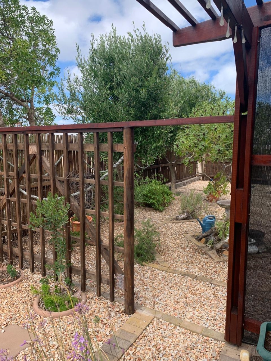 4 Bedroom Property for Sale in Stilbaai Oos Western Cape